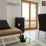 Attico Con Sauna E Piscina A *